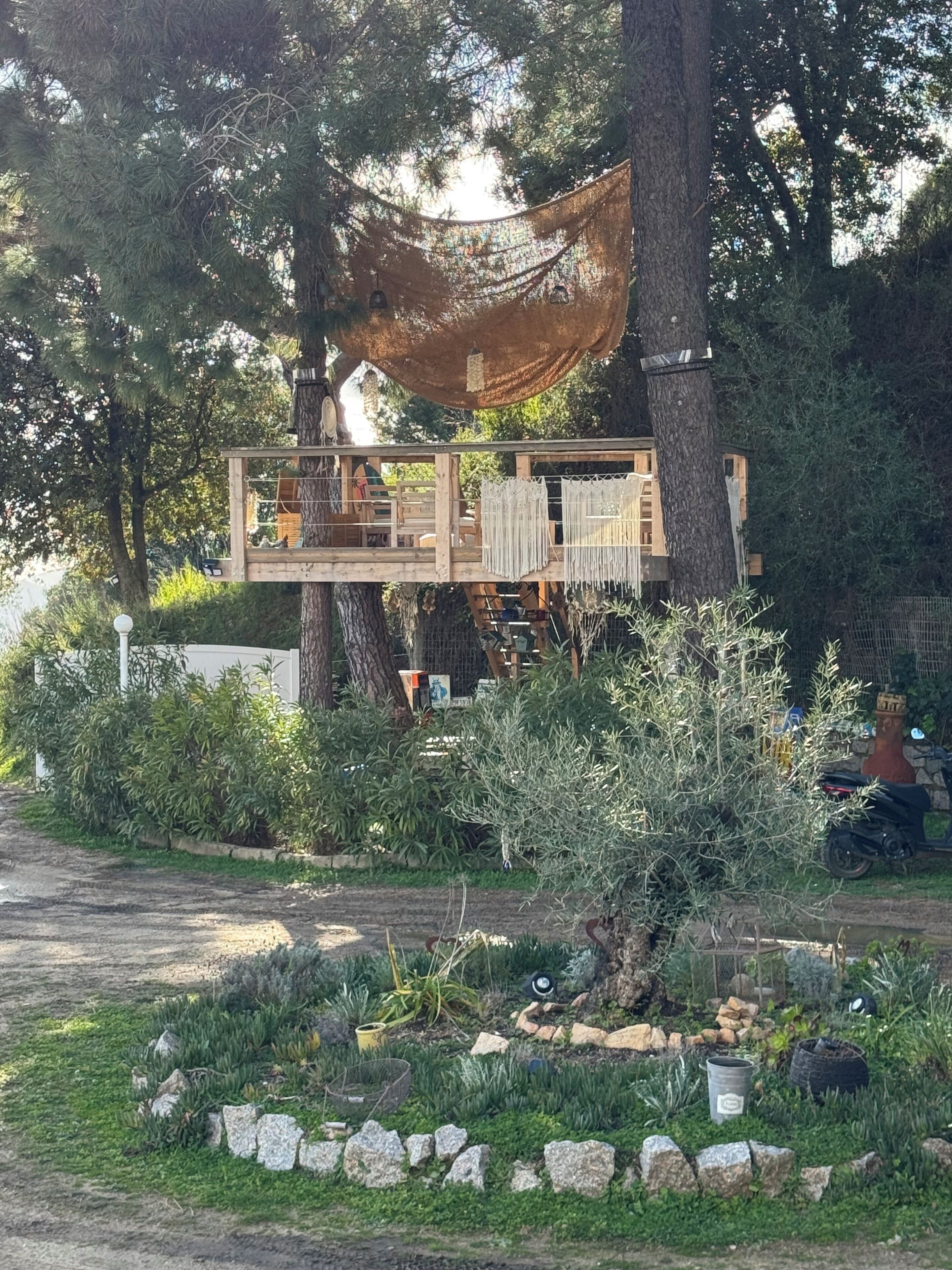 Enceinte de l’hébergement