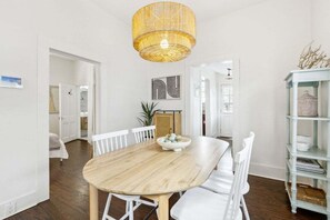 Dining - Little Lady Cottage | Hot Tub • Walk to downtown (St. Augustine)