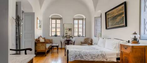 Traditional Villa, 4 Bedrooms, Sea View