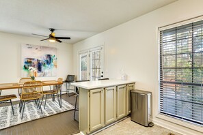 House (2 Bedrooms) | Interior - 7 Mi to Beach! Family Wilmington Gem w/ Yard (Wilmington)