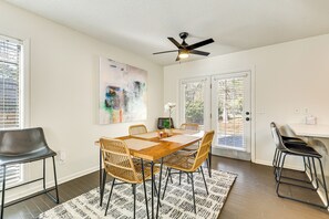 House (2 Bedrooms) | Interior - 7 Mi to Beach! Family Wilmington Gem w/ Yard (Wilmington)