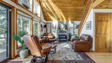 House (2 Bedrooms) | Front of property