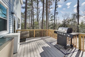 House (6 Bedrooms) | Interior - 8 Mi to Augusta National: Group Getaway w/ Deck (Augusta)