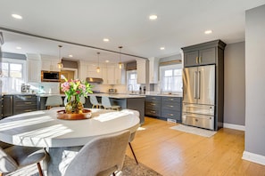 House (Multiple Bedrooms) | Bahagian dalam