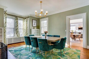 Maison (Multiple Bedrooms) | Intérieur