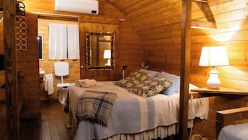 Free WiFi, wheelchair access