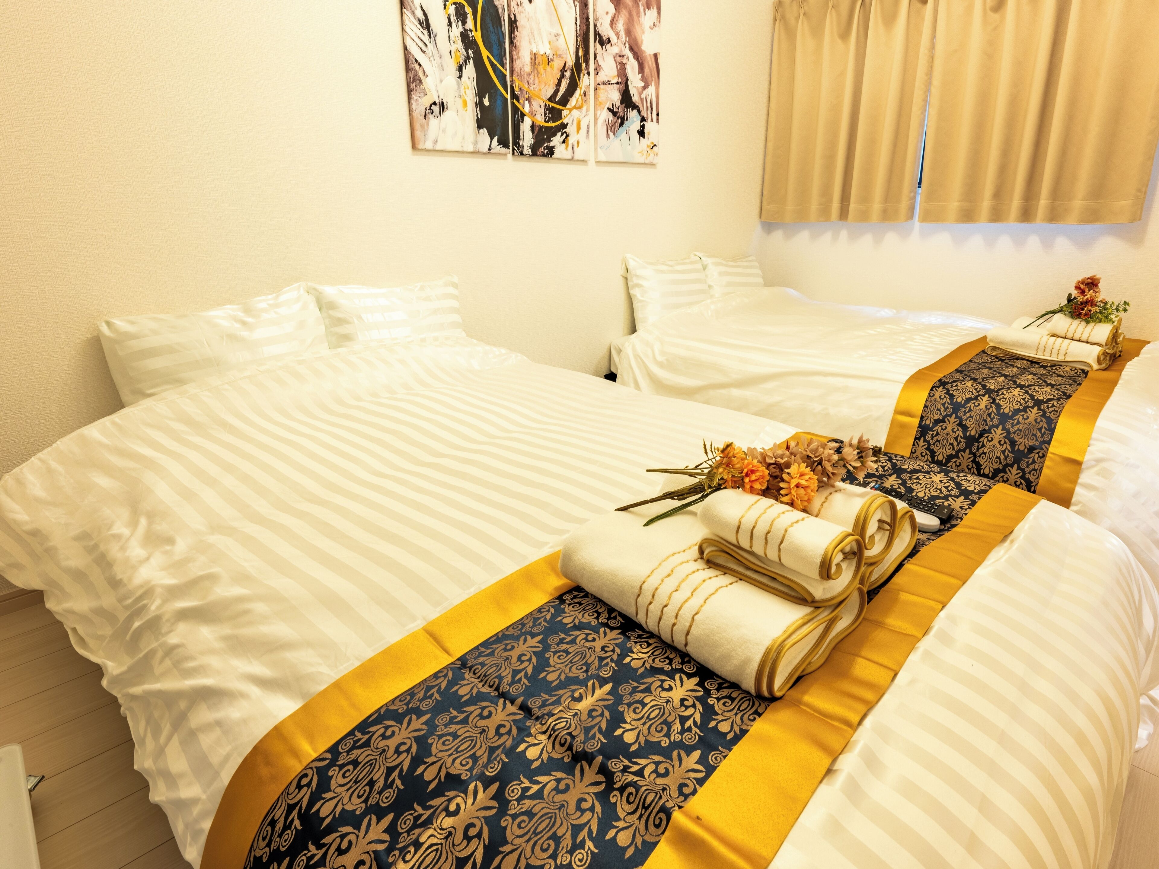 3 室のベッドルーム、アイロン / アイロン台、WiFi、ベッドシーツ