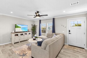 TV - St. James City Escape | Waterfront + Pool | Sleeps 8 (Saint James City)