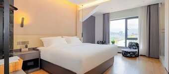 Zhangjiajie Yunxi Scenic Hotel