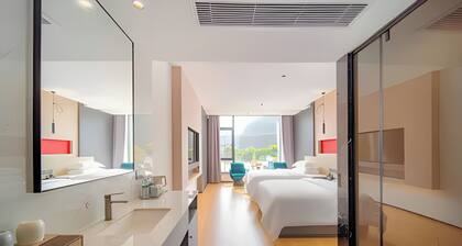 Zhangjiajie Yunxi Scenic Hotel