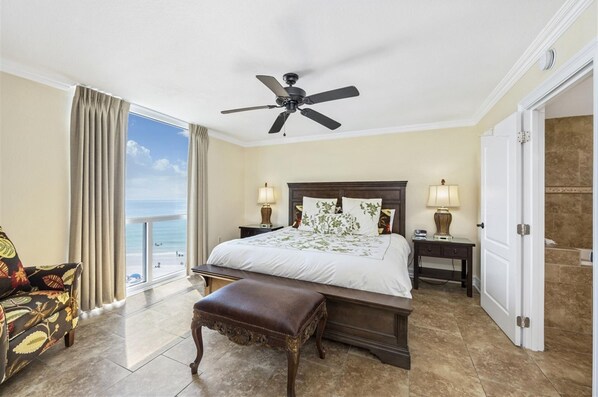 Condo, 2 habitaciones | 2 habitaciones, tabla de planchar con plancha y wifi gratis 