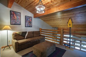 Condo, 4 quartos | Parte interna