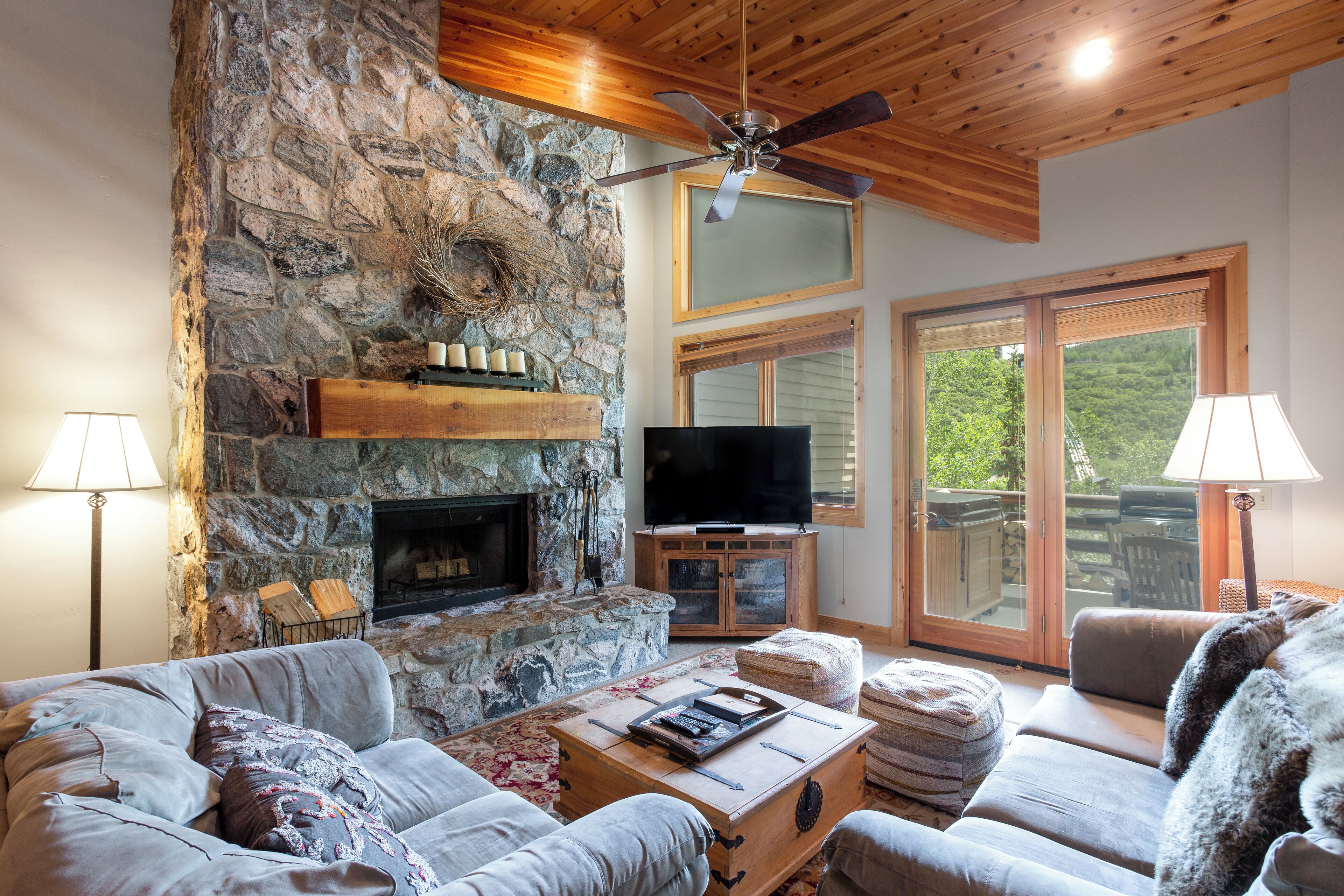 Condo, 4 Bedrooms | Living area