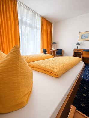 Ropa de cama hipoalergénica y minibar