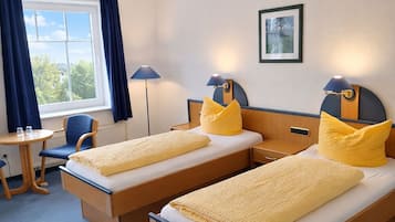 Twin Room | Hypo-allergenic bedding, minibar, in-room safe, blackout drapes