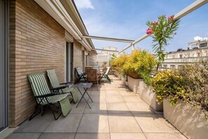 Outdoor dining - [Glamorous Terrace] Excl. 3bdr at 300mt from Central (Milan)