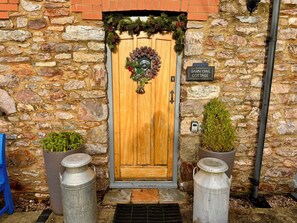 Exterior detail - Barn Owl, stone barn conversion, sleeps 8, close to Dartmoor and Devon beaches (Ipplepen)