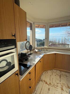 Private kitchen - Quiet house with sea view (Villerville)