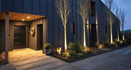 à TEMPS SUSPENDU standing _ piscine intérieure, jacuzzi, sauna privés _ campagne