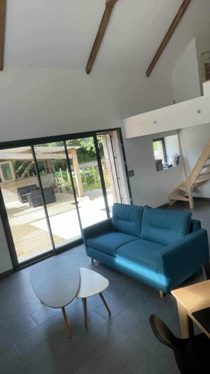 Living area - Gîte "Vivre" in Brittany, pets welcome (Ploërdut)