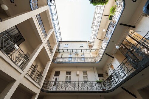 Walk to the Danube River From a Chic Home: modern 1 bdr apartment in a nice area