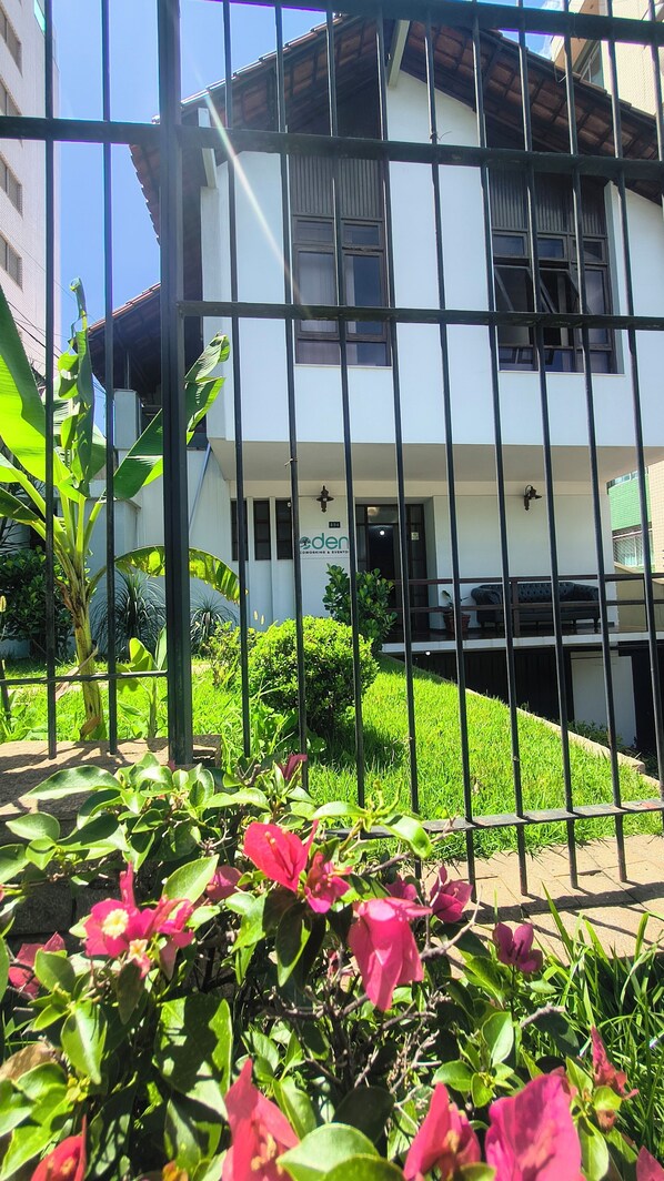 Exterior - Eden Coworking Hotel - Pampulha  (Belo Horizonte)