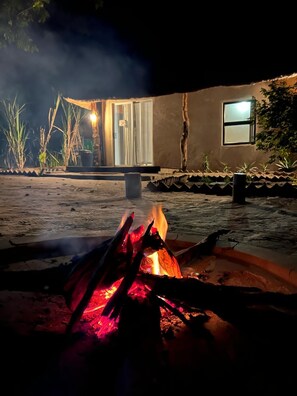 Property grounds - Khwai Moremi Vacation Cottages 1 (Maun)