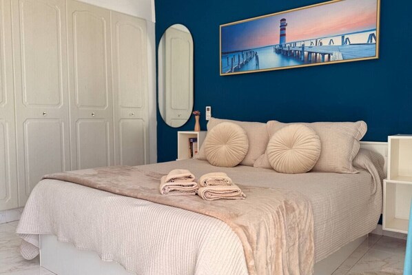 1 Schlafzimmer, Schreibtisch, Bügeleisen/Bügelbrett, WLAN