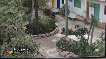 Quarto duplo clássico, vista para o jardim | Fachada