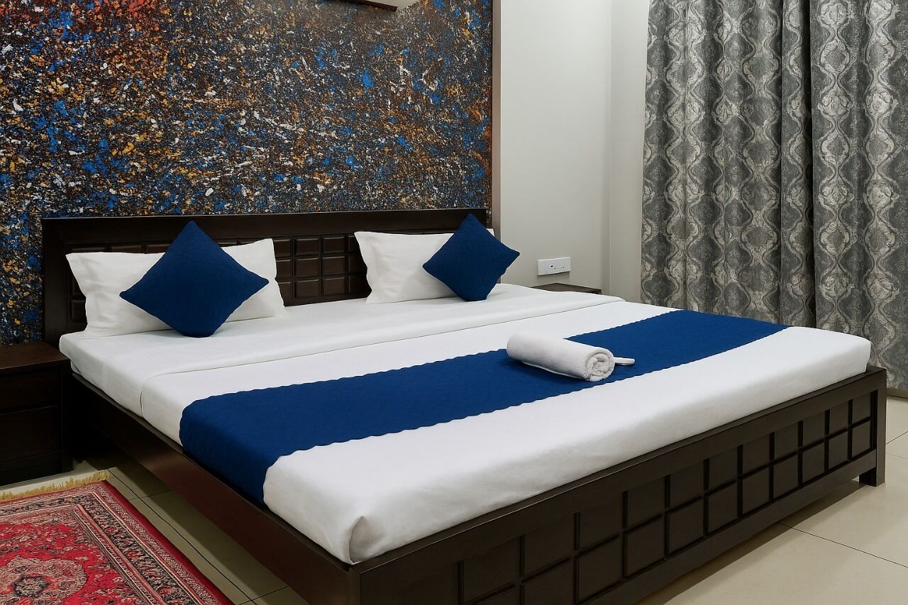 Habitación Deluxe doble, vistas al jardín | Escritorio y wifi gratis