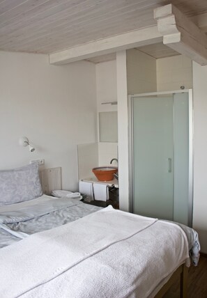2 dormitorios, wifi gratis, ropa de cama