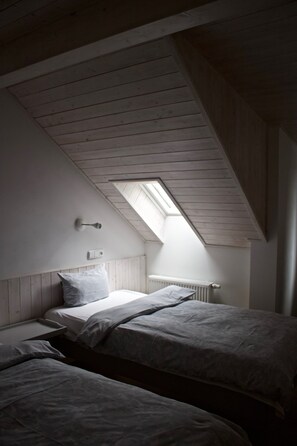 2 soverom, wi-fi (inkludert) og sengetøy