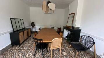 Nhà | Khu ăn uống