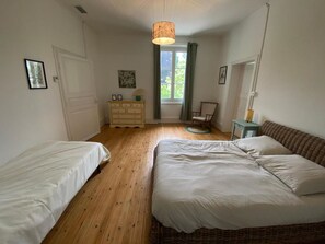 House | 4 bedrooms - The Oasis Gardens, Beautiful House (Barry-d'Islemade)