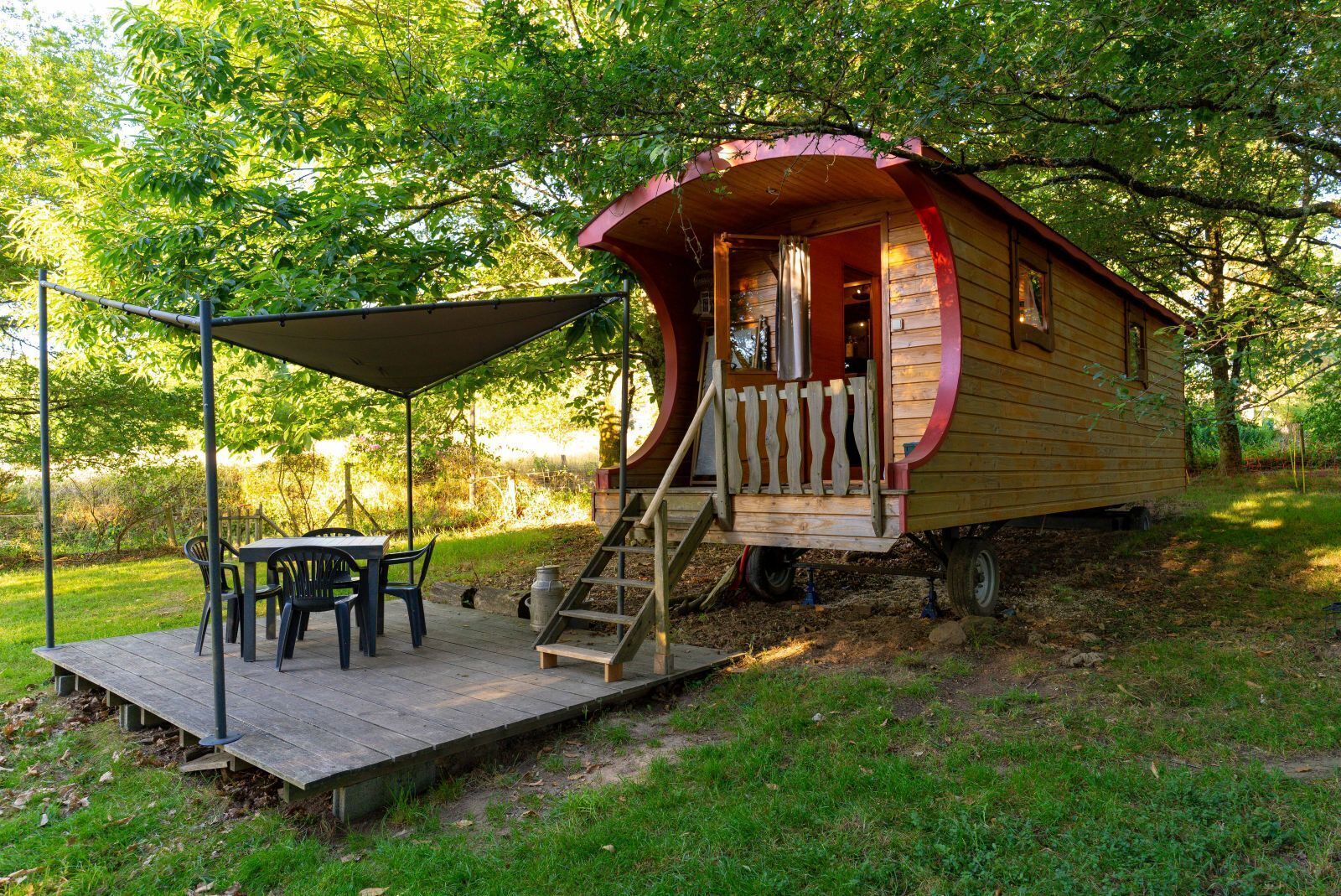 Family Studio, Garden View | Outdoor dining