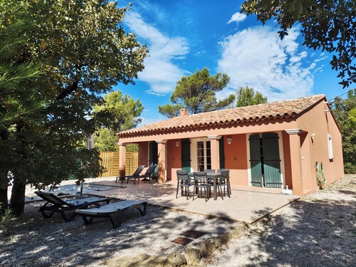 Villa avec piscine privée au pied de la Sainte-Baume – Le Putt-Tee Bastidon