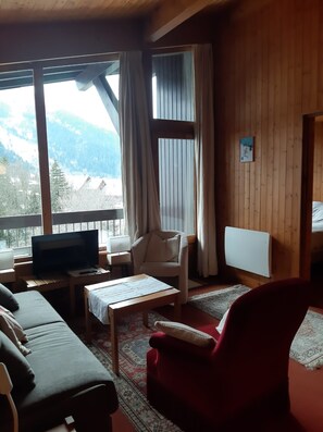 Living area - 47m2 apartment in Les Contamines-Montjoie for 2 to 4 people (Les Contamines-Montjoie)