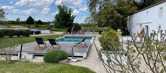 A DOMAINE in the countryside for group receptions: 82 beds