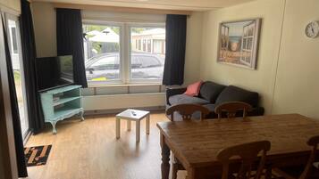 Chalet | Ruang keluarga