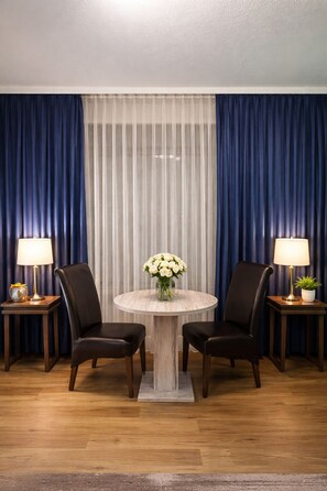 Dining - Corner view Residence | Panorama balcony (Koblenz)