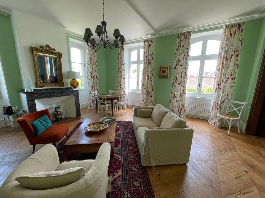 Luxe suite, uitzicht op tuin | Woonruimte