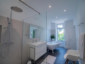 Bathroom - Clos des Oliviers (Mirepoix)