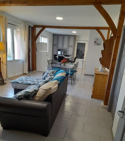 COUNTRY HOUSE in FONROQUE 2km from BASTIDE D'EYMET