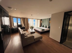 Svit Signature | Select Comfort-madrasser, minibar, gratis wi-fi och sängkläder
