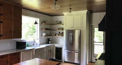 Special family home, located in the heart of Cedar Mountain, NC near Dupont SF