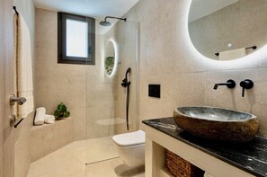 Shower, hair dryer, towels, soap - Villa Aqua Terra, a luxurious seafront villa on Kefalonia, Skala (Eleios-Pronnoi)