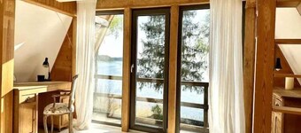 Ferievilla med sauna, ved søbredden