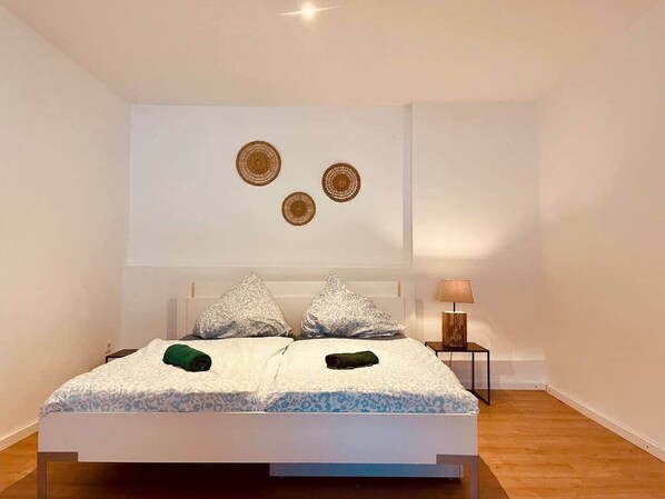4 Schlafzimmer, WLAN, Bettwäsche
