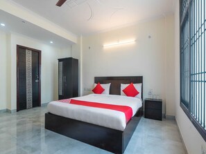 House | 1 bedroom - Hotel O The Grand Venice Mall (Noida)