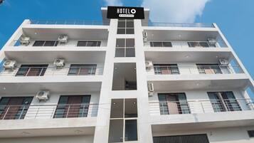 House | Exterior detail